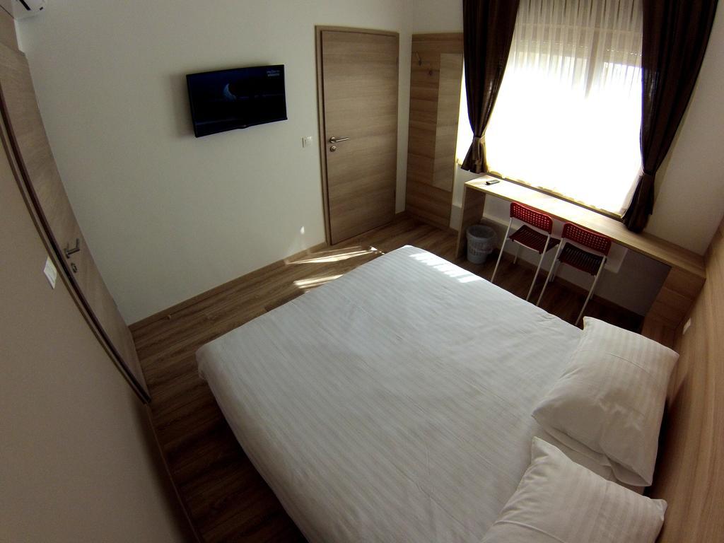 Sweet Dreams Rooms And Apartments Postojna Ruang foto